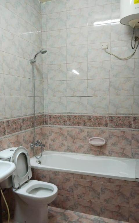Holiday Home 2 Bedrooms Apartment For Family Only Шарджа Экстерьер фото